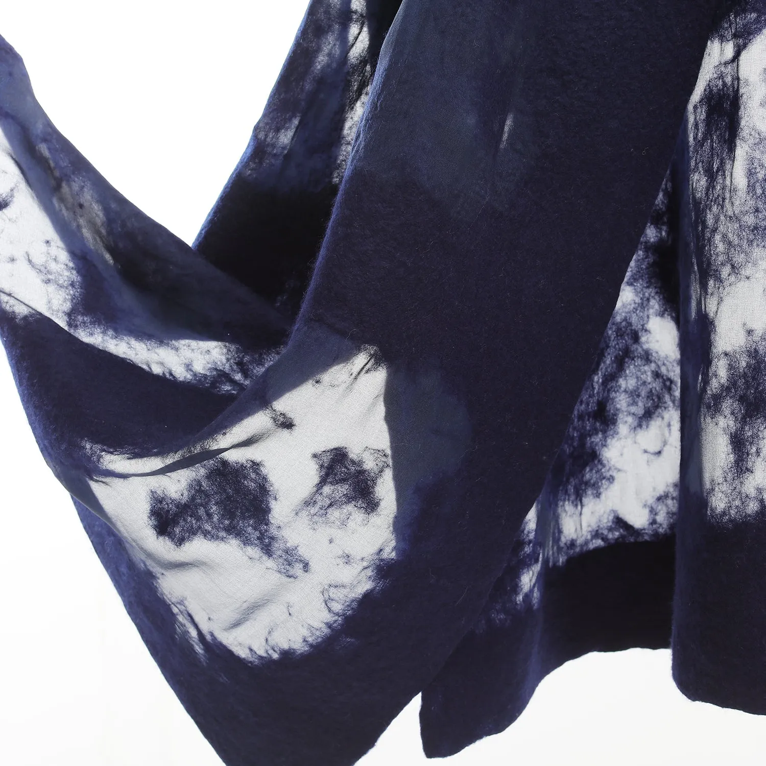 Handcrafted cashmere and silk felt scarf