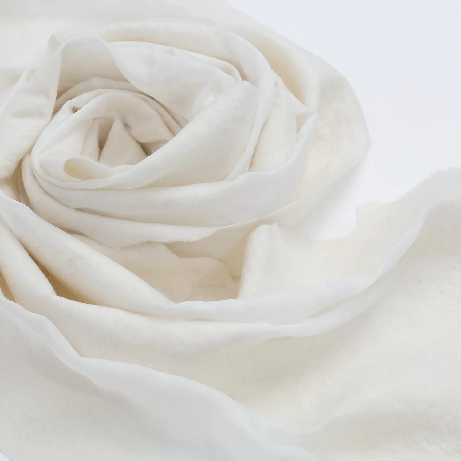 Handcrafted cashmere and silk felt scarf