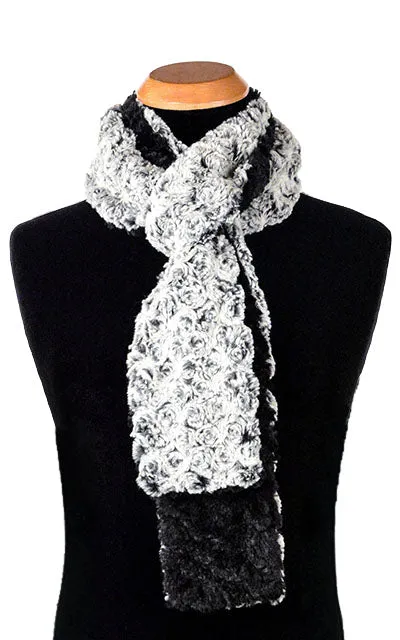 Men's Classic Scarf - Two-Tone, Rosebud Faux Fur