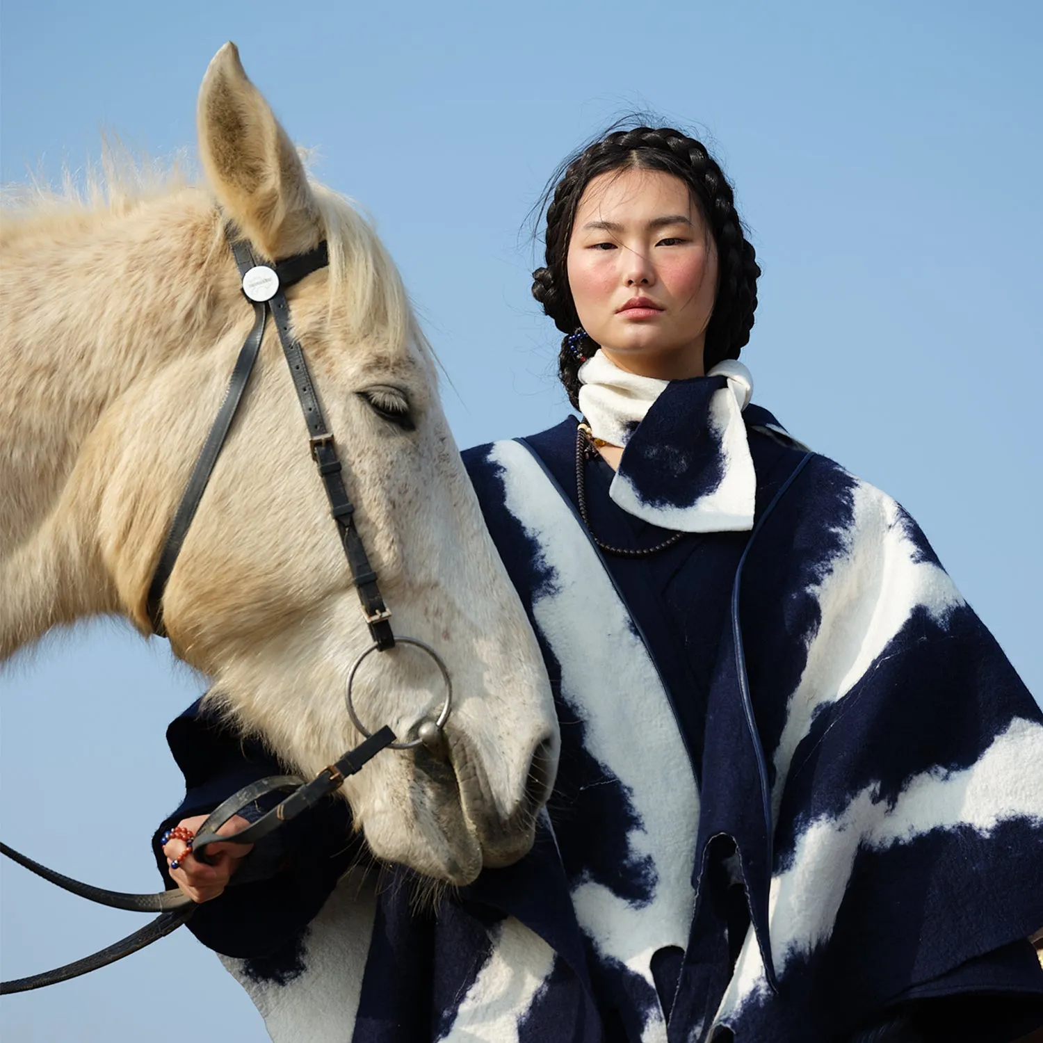 MONGOLIA CLOUD Handcrafted cashmere felt scarf