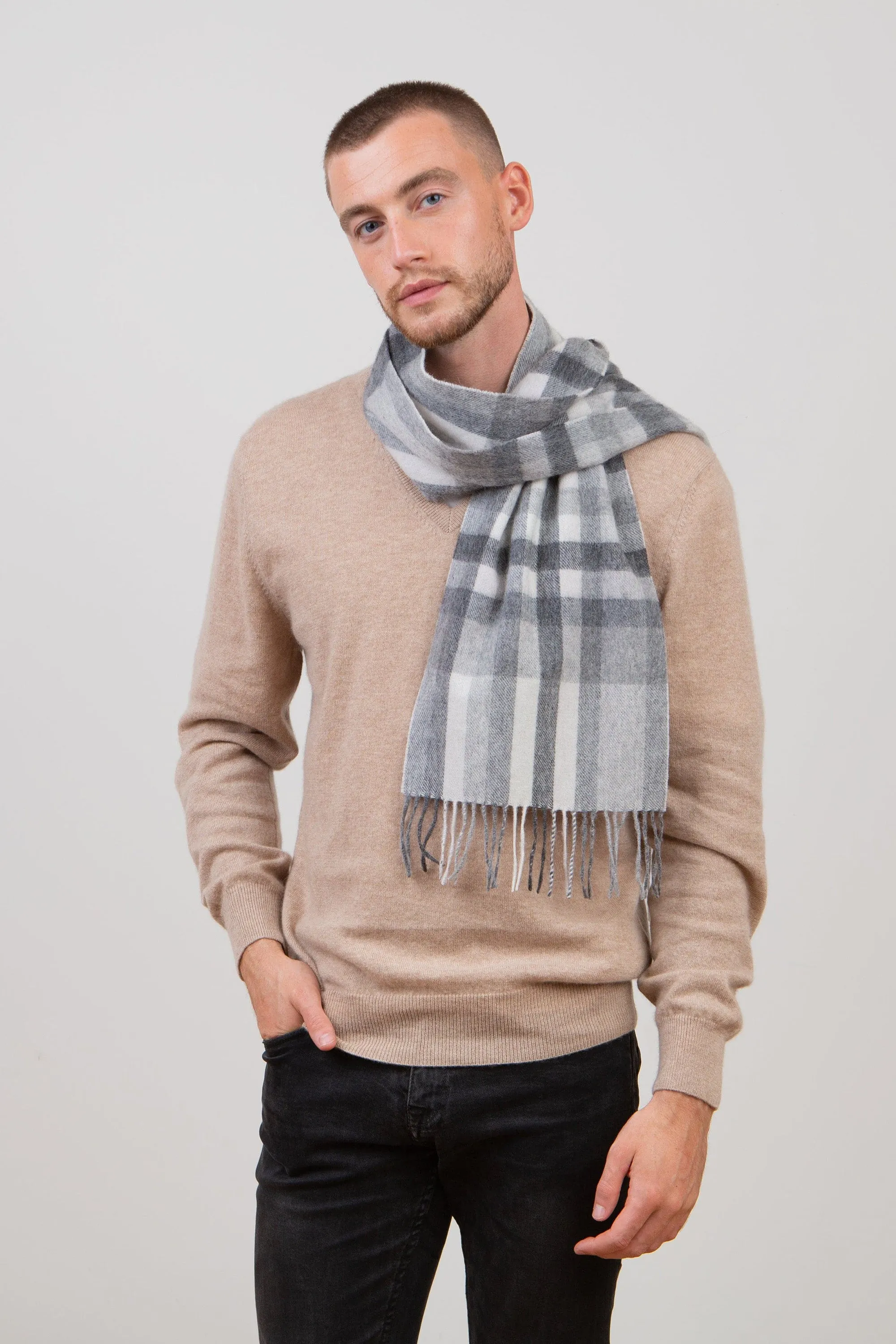 Stepping Check Lambswool Scarf - Monochrome